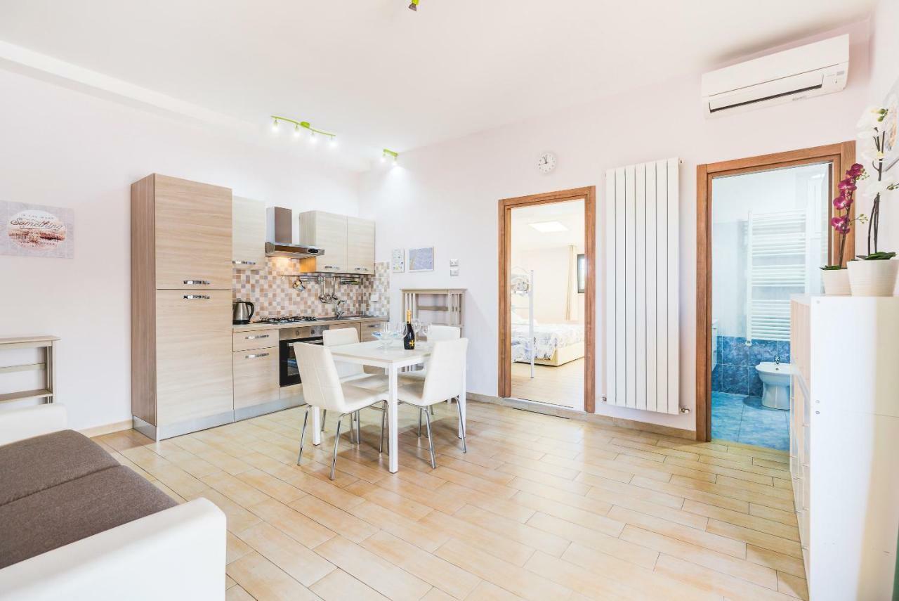 Anagnina Apartment Řím Exteriér fotografie